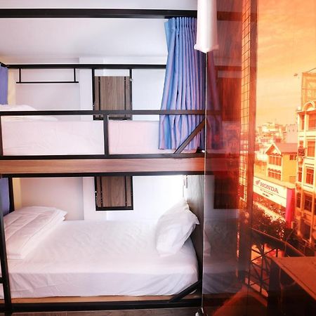 Four C Central Hotel Хошимин Экстерьер фото