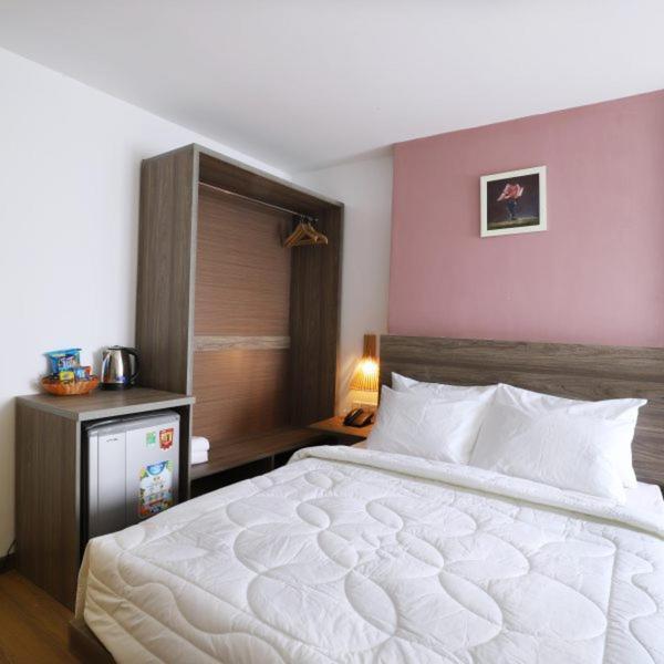 Four C Central Hotel Хошимин Экстерьер фото